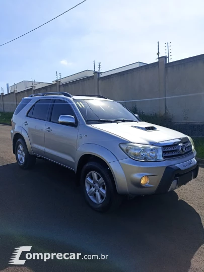 HILUX SW4 3.0 SRV 4X4 7 Lugares 16V Turbo Intercooler