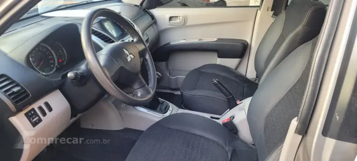 L200 Triton HLS 2.4 Flex 16V CD Mec.