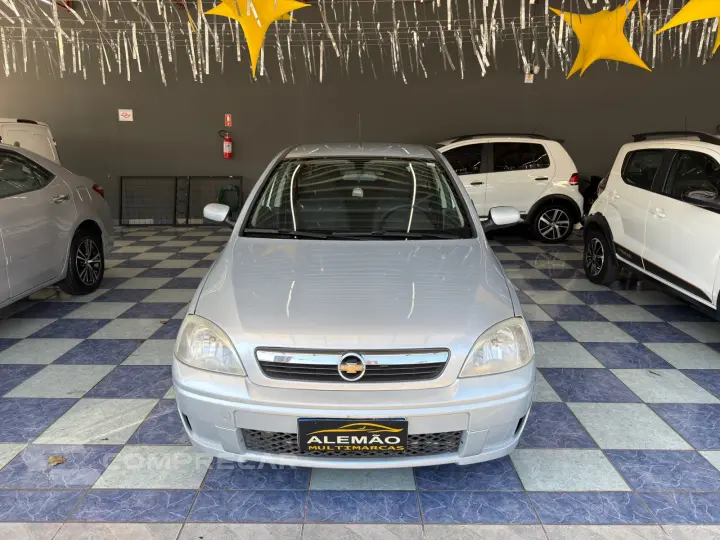 CORSA 1.4 MPFI Maxx Sedan 8V