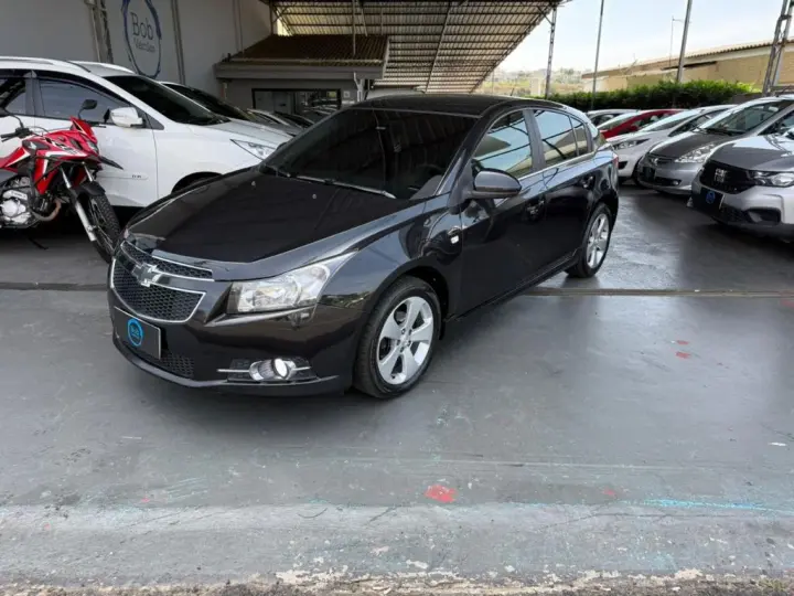 CRUZE HB Sport LT 1.8 16V FlexP. 5p Mec