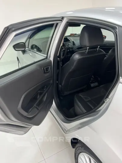 FIESTA 1.6 MPI First Sedan 8V