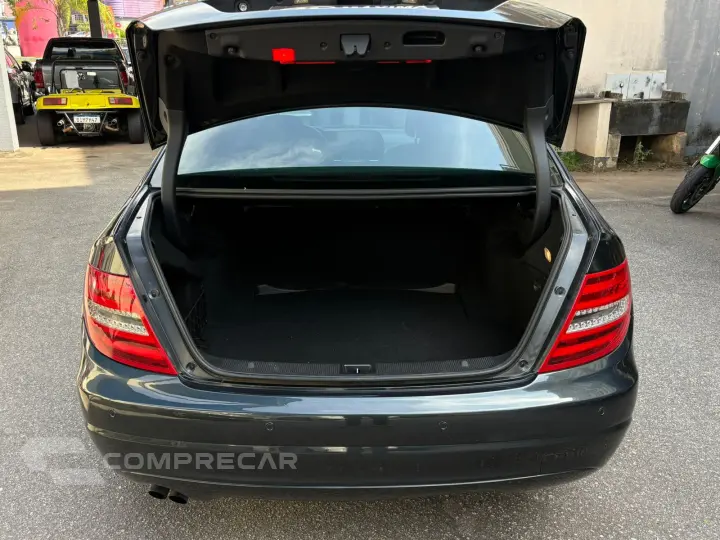 C 180 1.8 CGI Classic 16V Turbo