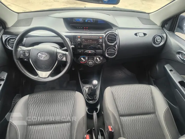ETIOS 1.5 X Plus Sedan 16V