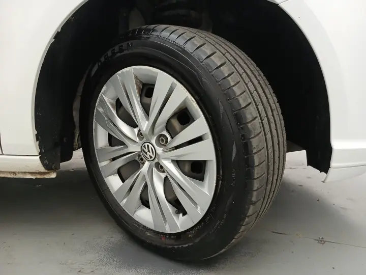 VOYAGE 1.0 12V MPI TOTALFLEX 4P MANUAL