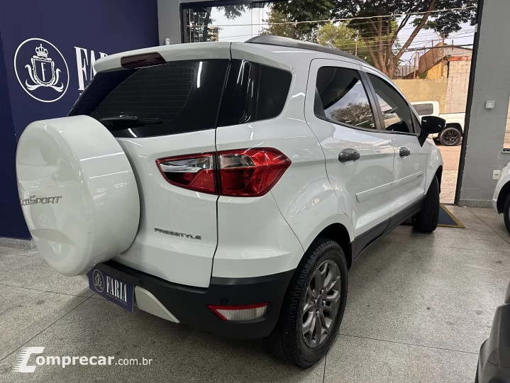 EcoSport FREESTYLE 1.6 16V Flex 5p