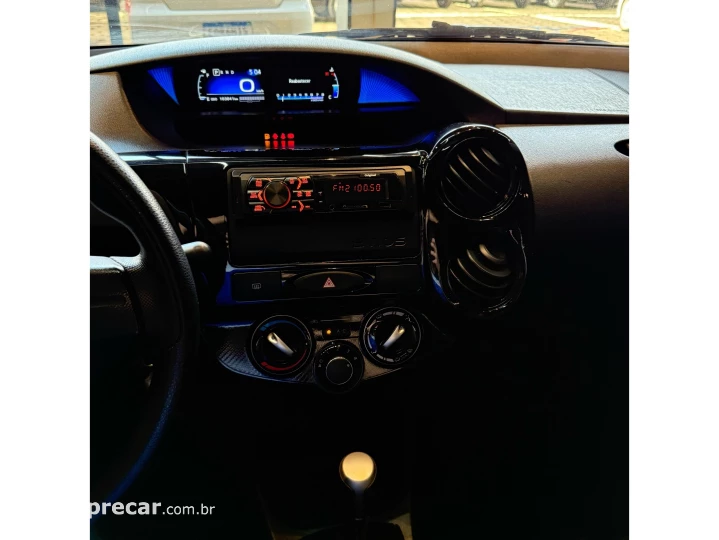 ETIOS 1.5 X SEDAN 16V FLEX 4P AUTOMÁTICO