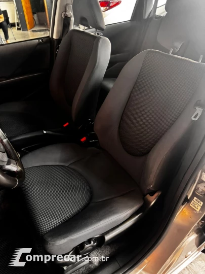 FIT 1.4 LX 16V