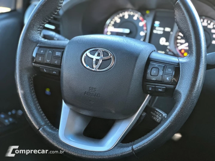 HILUX 2.8 D-4D TURBO DIESEL CD SRX 4X4 AUTOMÁTICO