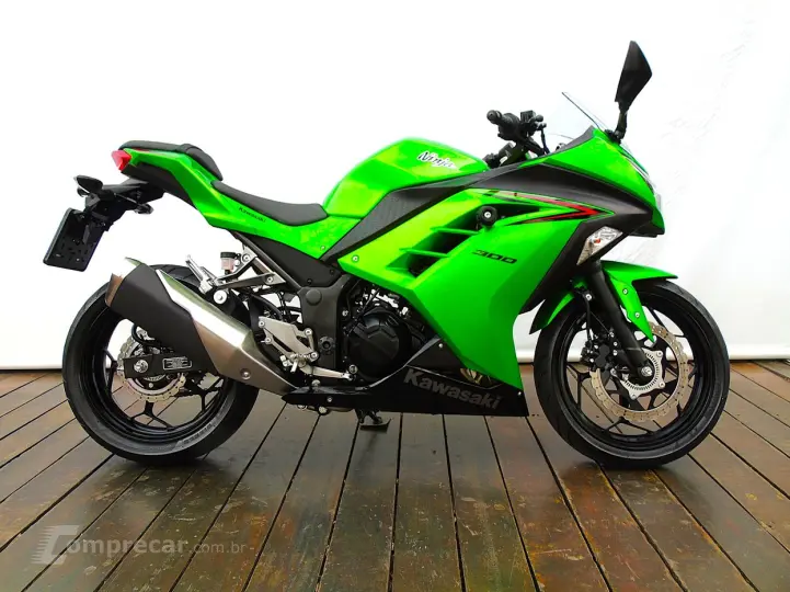 KAWASAKI NINJA 300