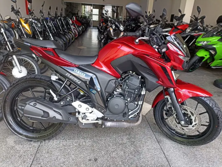 FZ25 250 FAZER CONNECTED