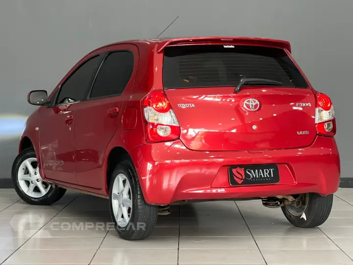 ETIOS 1.3 XS 16V FLEX 4P MANUAL