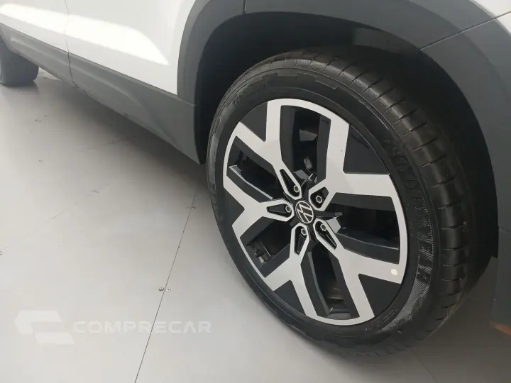 TAOS 1.4 250 TSI TOTAL FLEX HIGHLINE AUTOMÁTICO