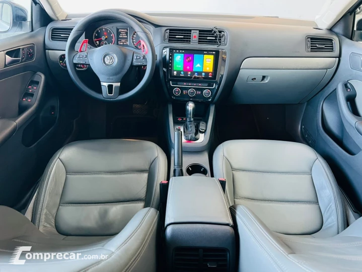 JETTA 2.0 COMFORTLINE 120CV FLEX 4P TIPTRONIC