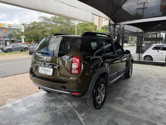 DUSTER - 2.0 TECH ROAD II 4X2 16V 4P AUTOMÁTICO