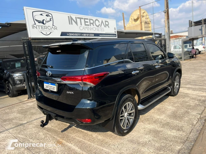 HILUX SW4 2.8 D-4d Turbo SRX 4X4