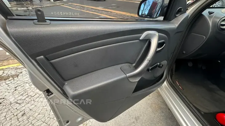 SANDERO 1.0 Authentique 16V