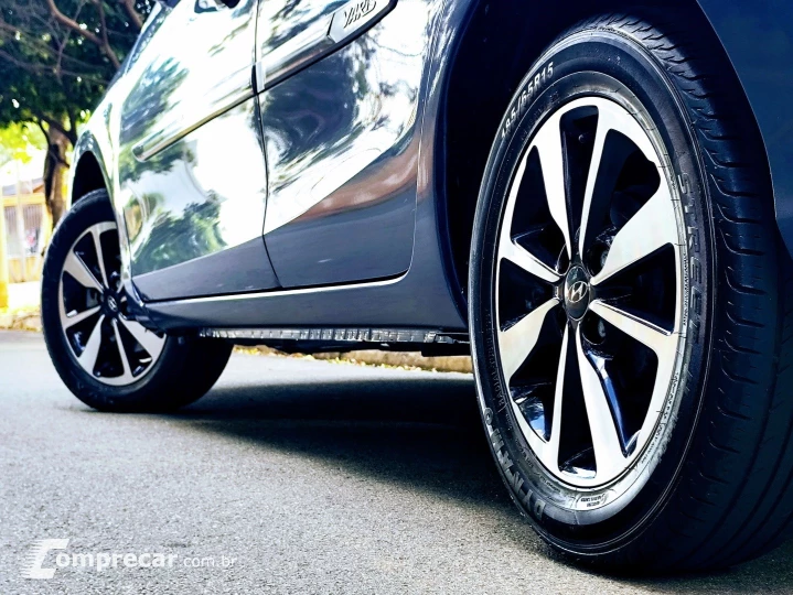 YARIS 1.3 16V FLEX XL LIVE MULTIDRIVE