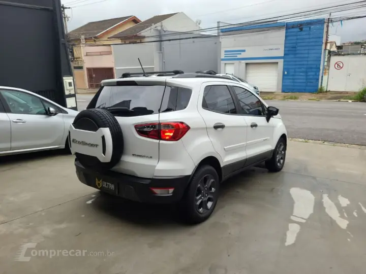 EcoSport FREESTYLE 1.5 12V Flex 5p Aut.