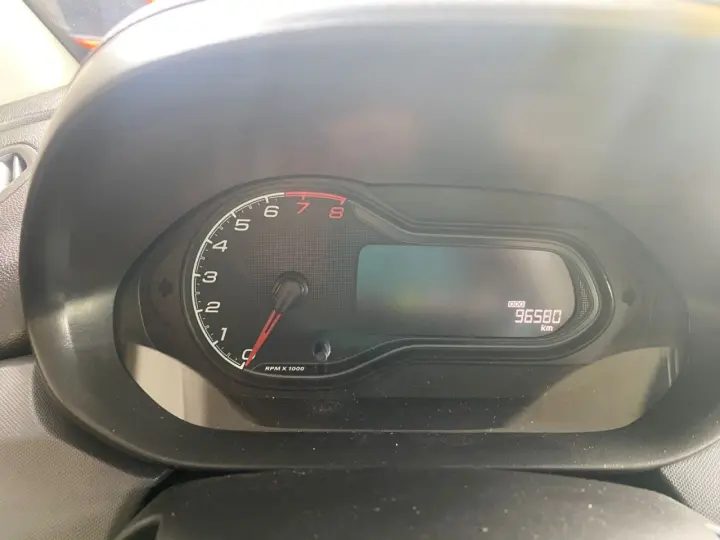 Onix Hatch 1.4 4P FLEX LTZ AUTOMÁTICO