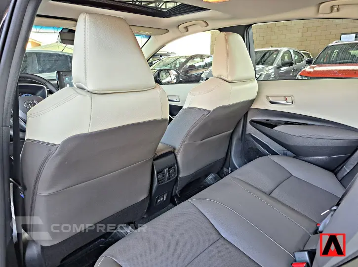 COROLLA 1.8 VVT-I Hybrid Altis Premium