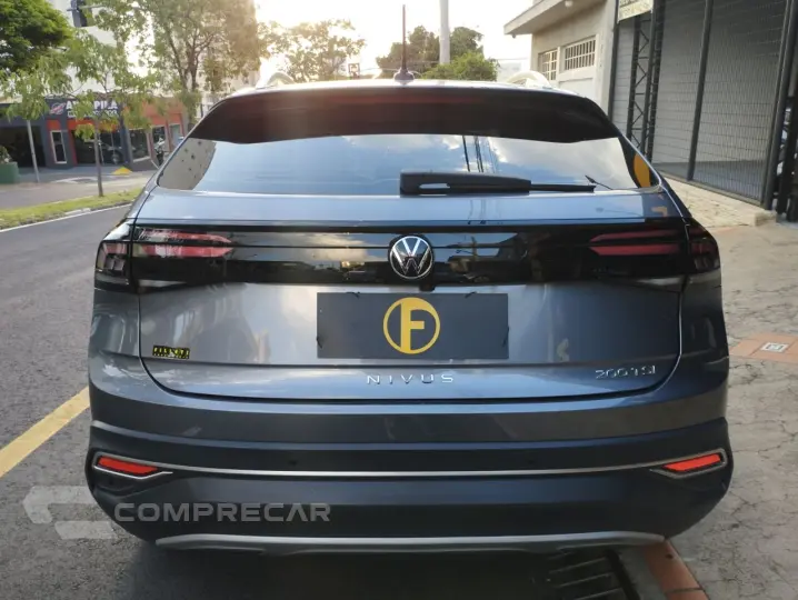 Nivus 1.0 4P FLEX 200 TSI HIGHLINE TURBO AUTOMÁTICO