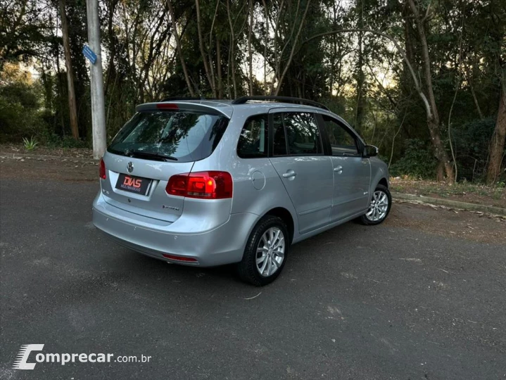 SPACEFOX 1.6 MI TREND 8V FLEX 4P AUTOMATIZADO