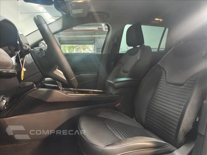 COMMANDER 1.3 T270 Turbo Limited