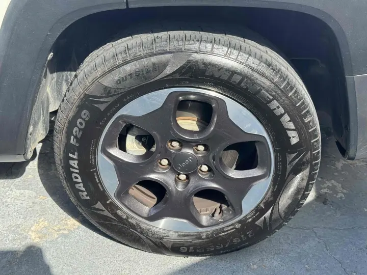 RENEGADE 1.8 16V FLEX 4P AUTOMÁTICO