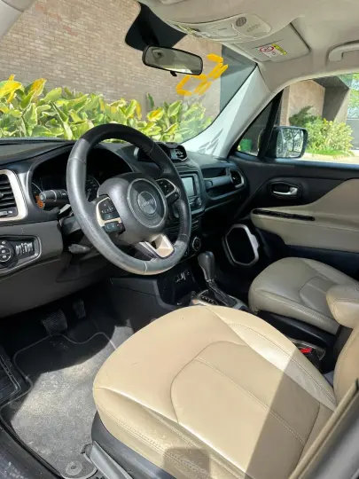 Renegade Longitude 1.8 4x2 Flex 16V Aut.