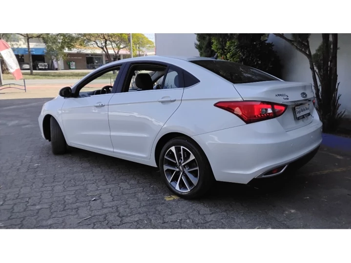 ARRIZO 5 1.5 VVT TURBO IFLEX RTS CVT