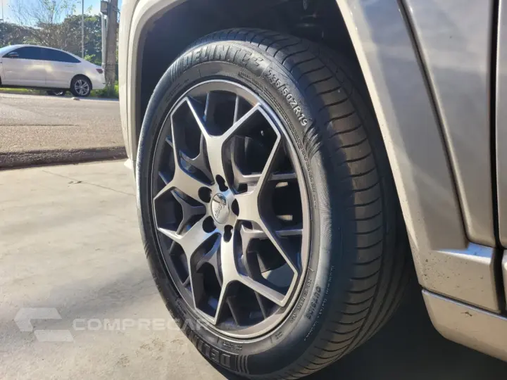 Commander Overland T270 1.3 TB Flex Aut.