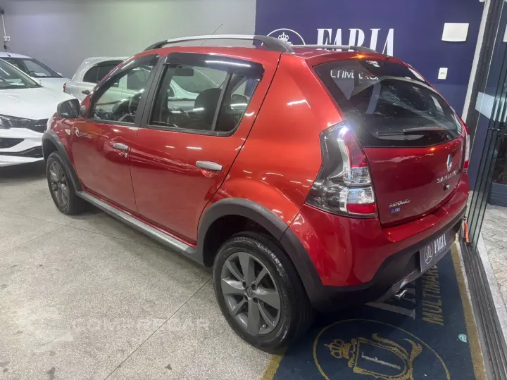 SANDERO STEPWAY Hi-F. R. CURL 1.6 16V 5p