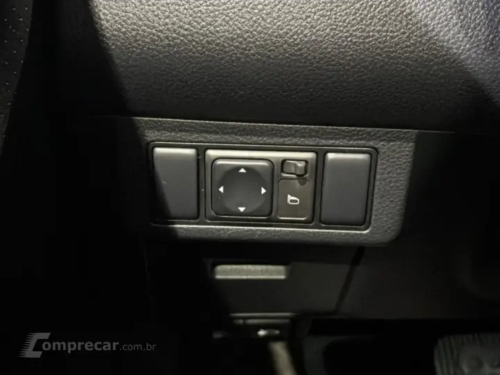 TIIDA 1.8 SL 16V FLEX 4P AUTOMÁTICO