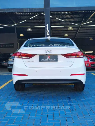 Elantra Special Edit. 2.0 16V Flex Aut.