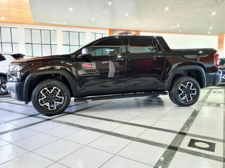 RAMPAGE REBEL HURR 4 2.0 TB CD 4X4 AUT.