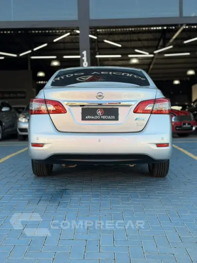 Sentra SL 2.0/ 2.0 Flex Fuel 16V Aut.