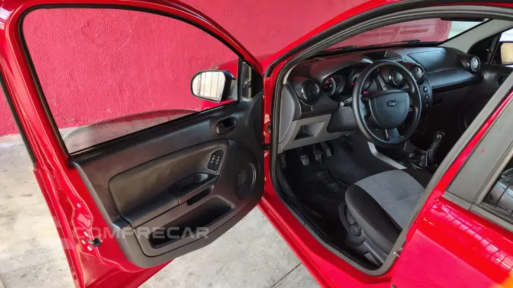 FIESTA 1.0 MPI Class Hatch 8V