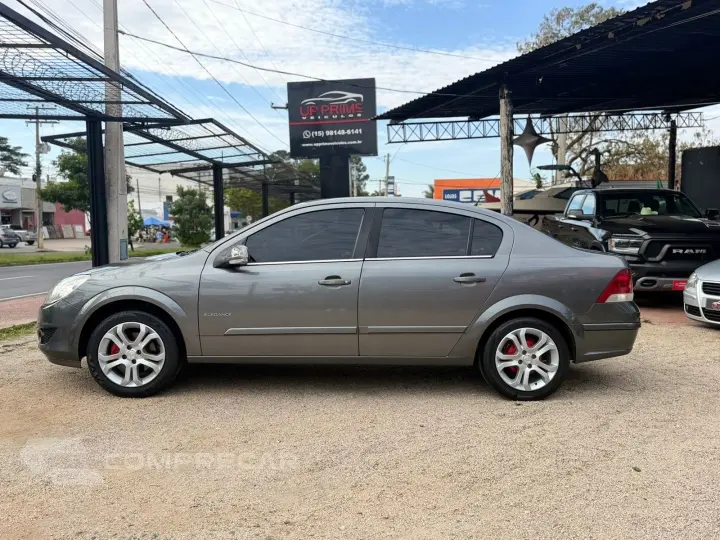 VECTRA 2.0 MPFI ELEGANCE 8V 140CV FLEX 4P MANUAL