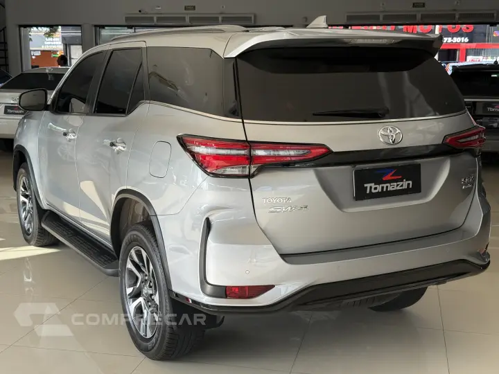 HILUX SW4 2.8 D-4d Turbo SRX Platinum 7L 4X4