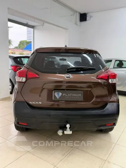 KICKS SV 1.6 16V FlexStar 5p Aut.