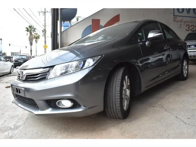 CIVIC - 1.8 EXS 16V 4P AUTOMÁTICO