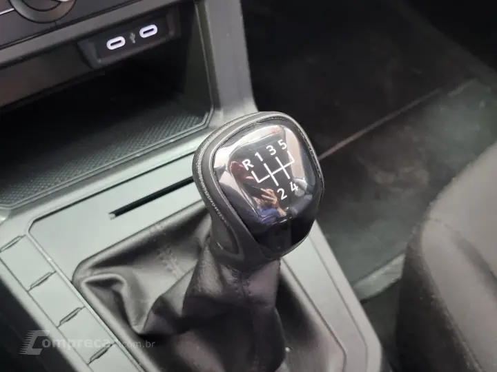 Polo Track 1.0 Flex 12V 5p