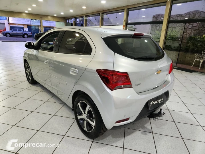 Onix Hatch 1.4 4P FLEX LTZ AUTOMÁTICO