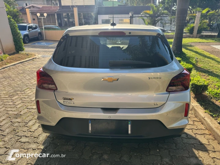ONIX 1.0 Turbo LT