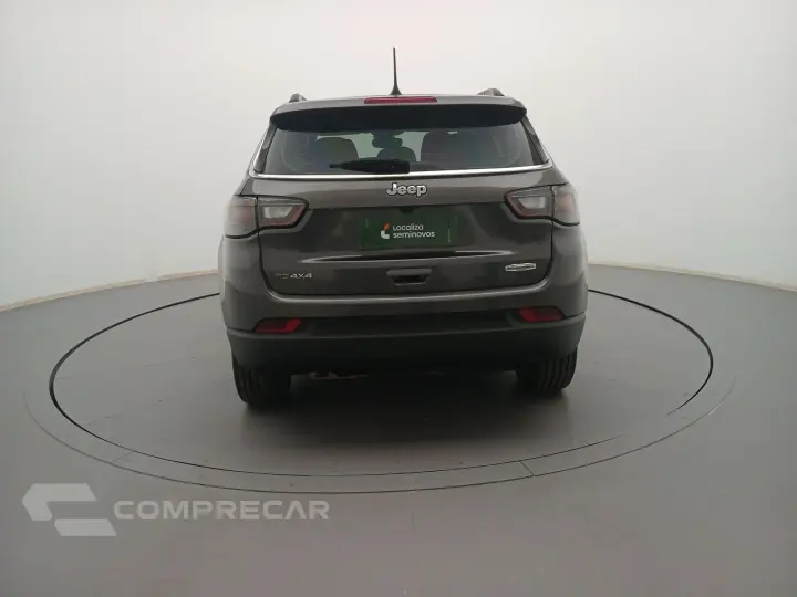 COMPASS 2.0 TD350 TURBO DIESEL LONGITUDE AT9