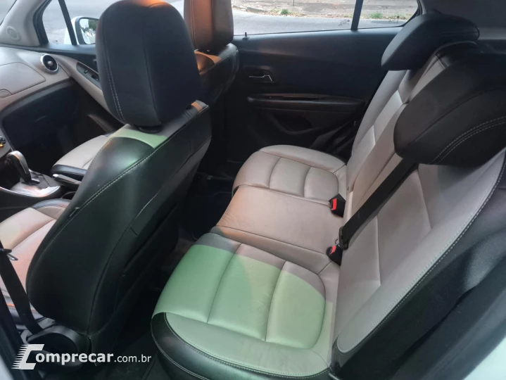 TRACKER  LTZ 1.8 automático