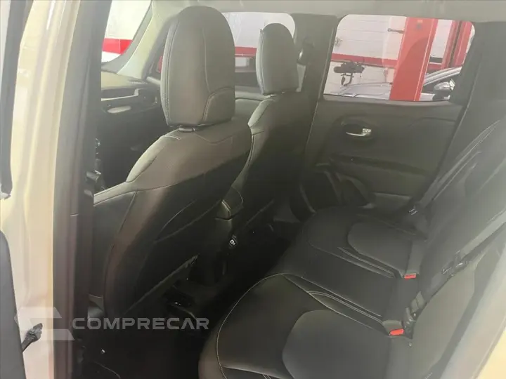 RENEGADE 1.3 T270 TURBO FLEX LONGITUDE AT6