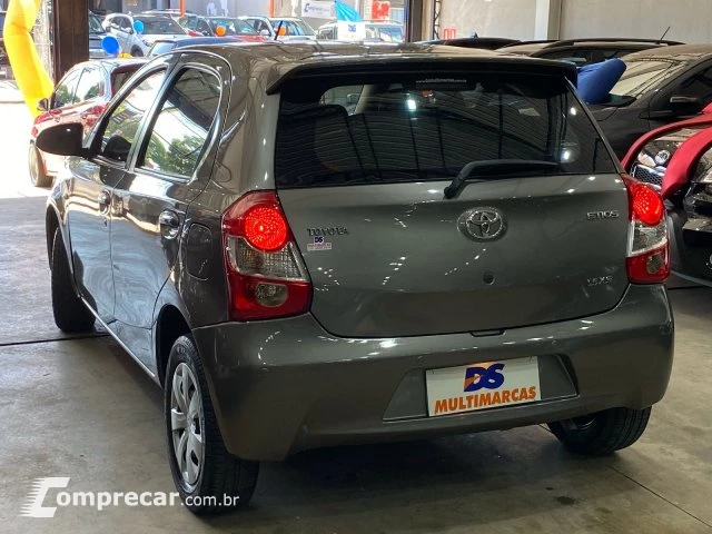 ETIOS HATCH - 1.5 XS 16V 4P AUTOMÁTICO