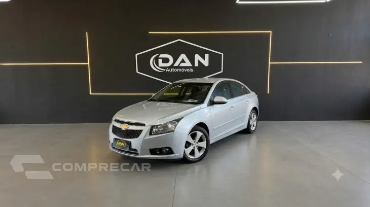 Cruze Sedan