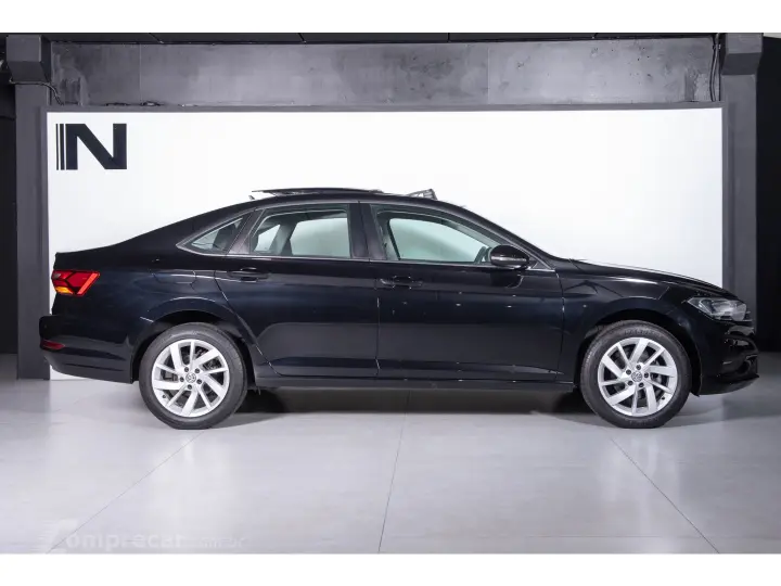 JETTA 1.4 250 TSI TOTAL FLEX COMFORTLINE TIPTRONIC